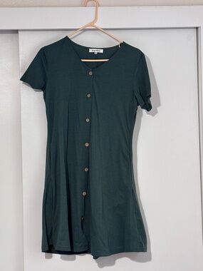 Green Button Manydress